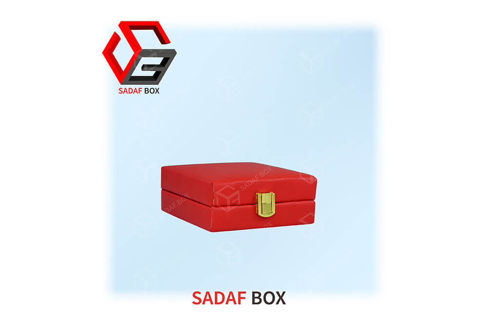 red leather saffron box 12x12 cm