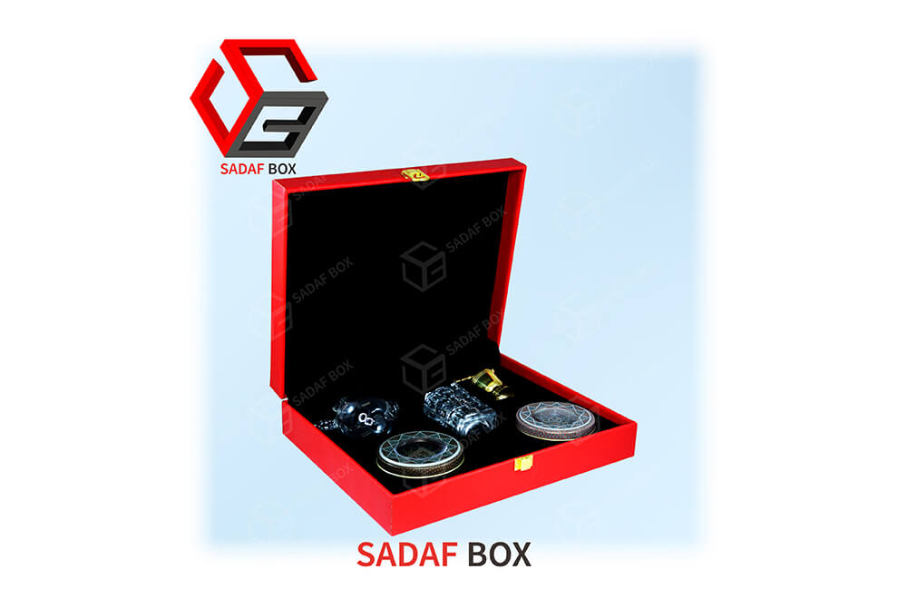 Red leather Saffron Box