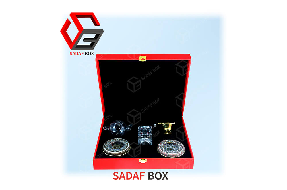 Red leather Saffron Box