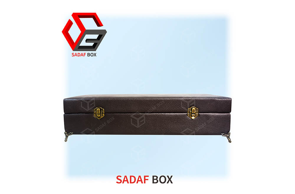 black leather saffron box 41x15 cm